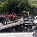 Motos
