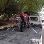 Motos